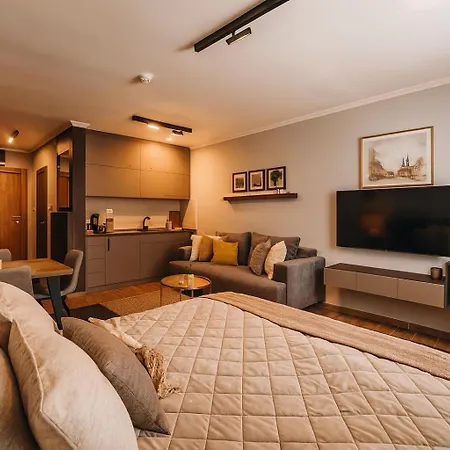 Suncana Planina - コパオニク